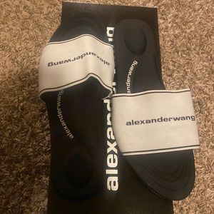 Gently used Alexander wang sandal black and white size 39 (9)